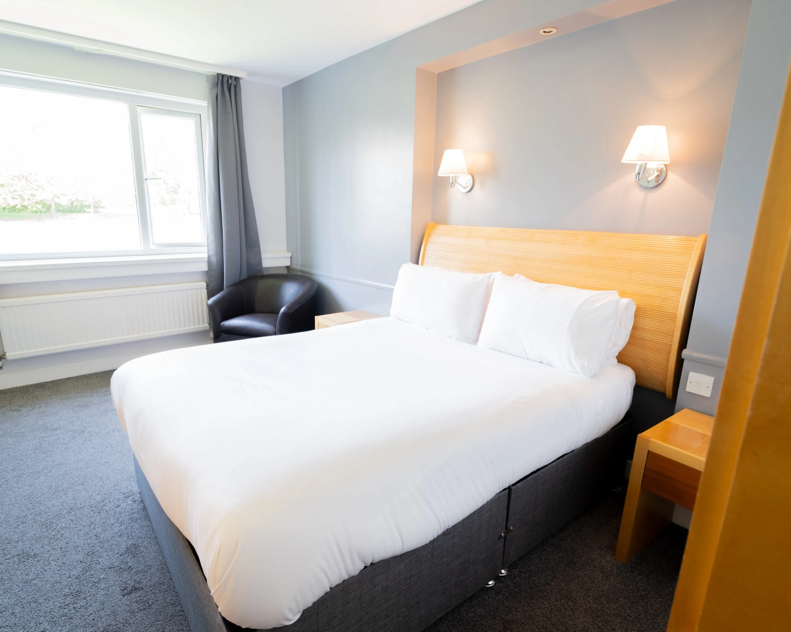 Double Room room image 2