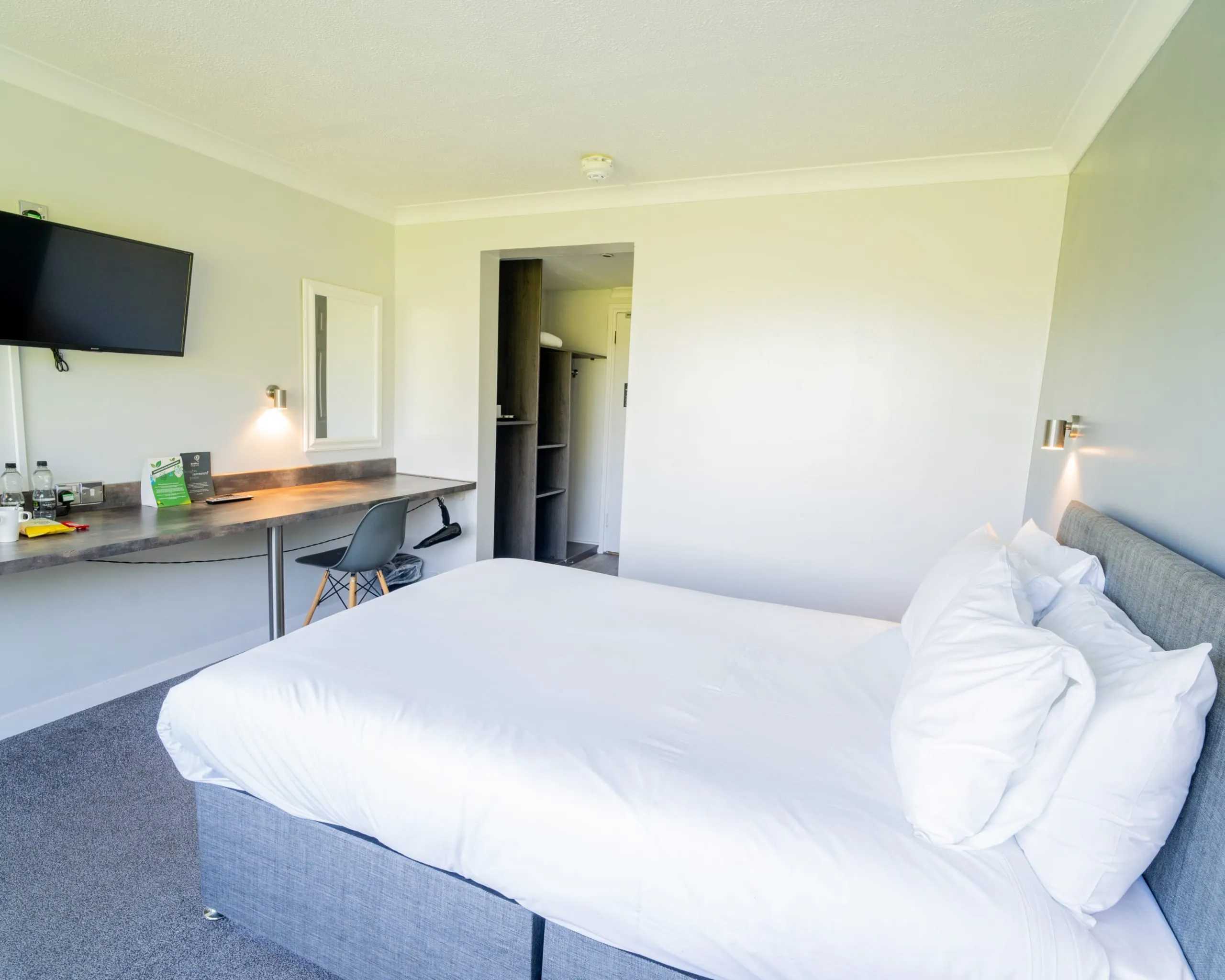Premium Suite room image 2