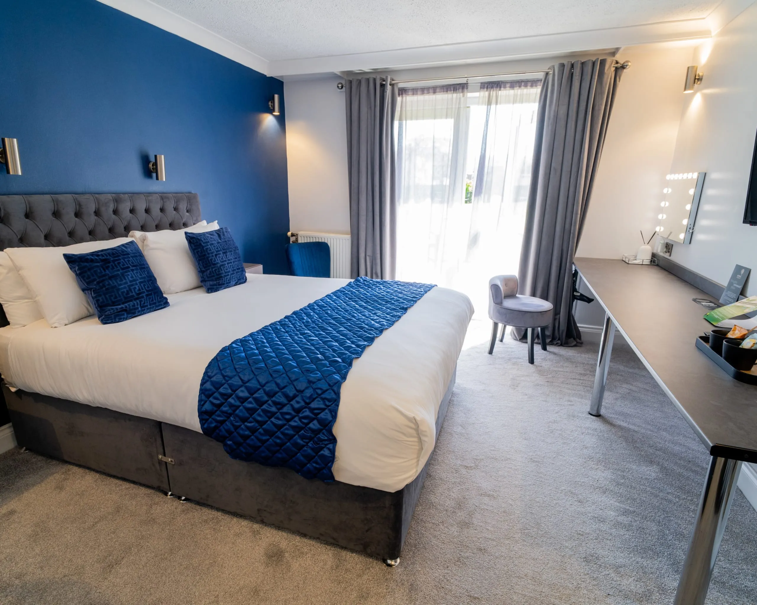 Premium Suite room image 1