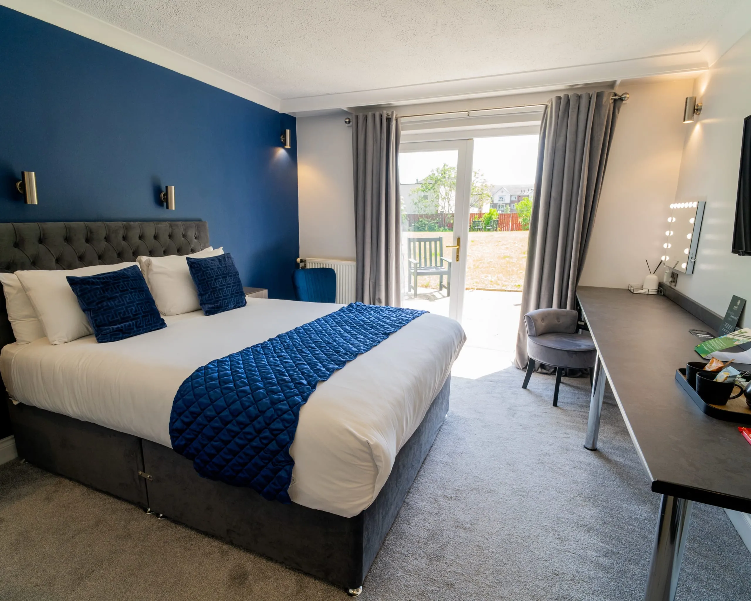 Premium Suite room image 1