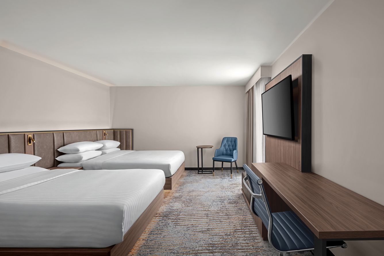 Double Guest Room with Two Double Beds